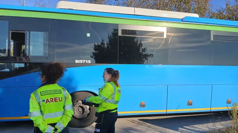 I soccorsi per l'intossicazione da spray al peperoncino a Leno