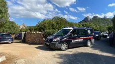 Gli specialisti del Ris dei carabinieri di Cagliari tornano all'interno della tenuta di ConcaEntosa, dove, nella notte tra l'11 e il 12 settembre, si è consumato il delitto di Cinzia Pinna, la 33enne di Castelsardo uccisa nel casolare di proprietà del 41enne imprenditore vitivinicolo Emanuele Ragnedda, 8 ottobre 2025 ANSA / Antonella Brianda
