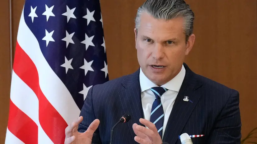 epa12489582 US Defense Secretary Pete Hegseth speaks during a joint press conference with Japan's Defense Minister Shinjiro Koizumi at the Defense Ministry in Tokyo, Japan, 29 October 2025. EPA/EUGENE HOSHIKO / POOL