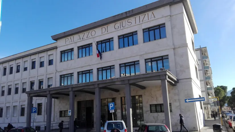 Sulmona (L'Aquila) - tribunale