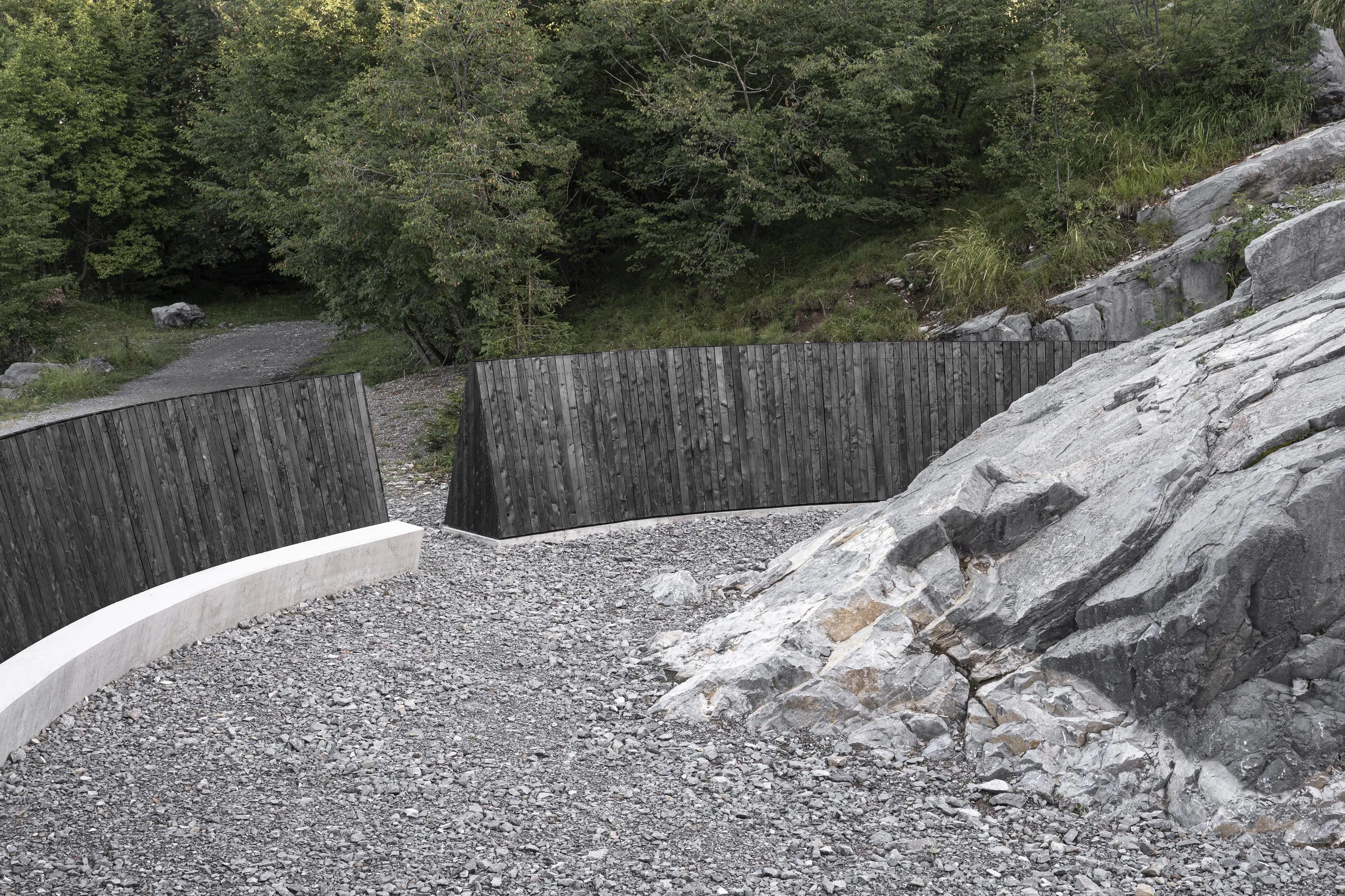 Echo of the mountain, progetto di Associates Architecture