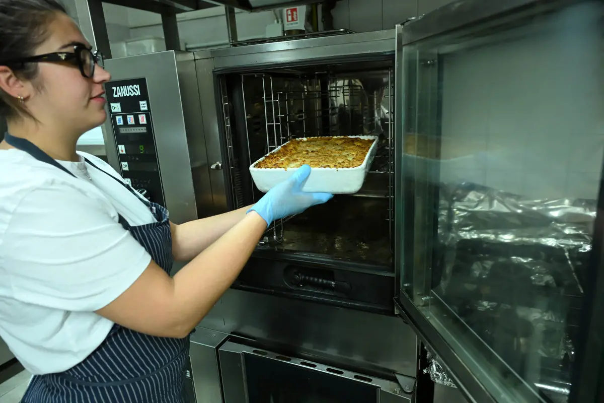 Cambio di proprietà per la Gastronomia di via Cattaneo