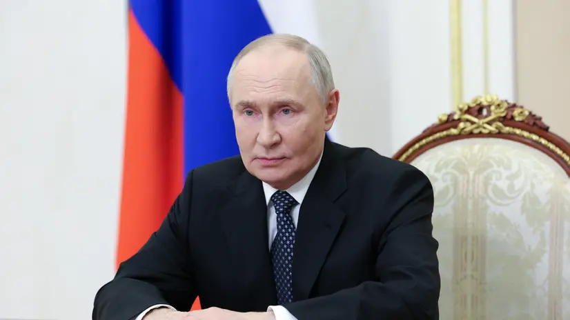 epa12494873 Russian President Vladimir Putin addresses participants of a 'Community' forum via video conference in Moscow, Russia, 31 October 2025. EPA/ALEXANDER KAZAKOV/SPUTNIK/KREMLIN / POOL MANDATORY CREDIT