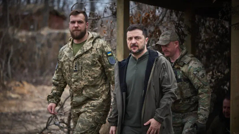 epa11981203 A handout photo made available by A handout picture made available by the Presidential Press Service shows Ukrainian President Volodymyr Zelensky visiting the site indicating the entrance to the Donetsk region, Ukraine, 22 March 2025. Zelenskyy visited the command posts of the Pokrovsk tactical group and the 59th separate assault brigade of unmanned systems named after Yakiv Handziuk during his working visit to the Donetsk region amid the ongoing Russian invasion. EPA/PRESIDENTIAL PRESS SERVICE HANDOUT HANDOUT HANDOUT EDITORIAL USE ONLY/NO SALES