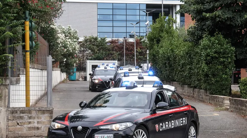 Distribuzione equipaggiamenti ai Carabinieri del Nucleo Radiomobile, Roma, 12 Agosto 2025. ANSA/GIUSEPPE LAMI Sono circa 100 gli equipaggi che quotidianamente 24 ore su 24 intevengono sul territorio della capitale.
