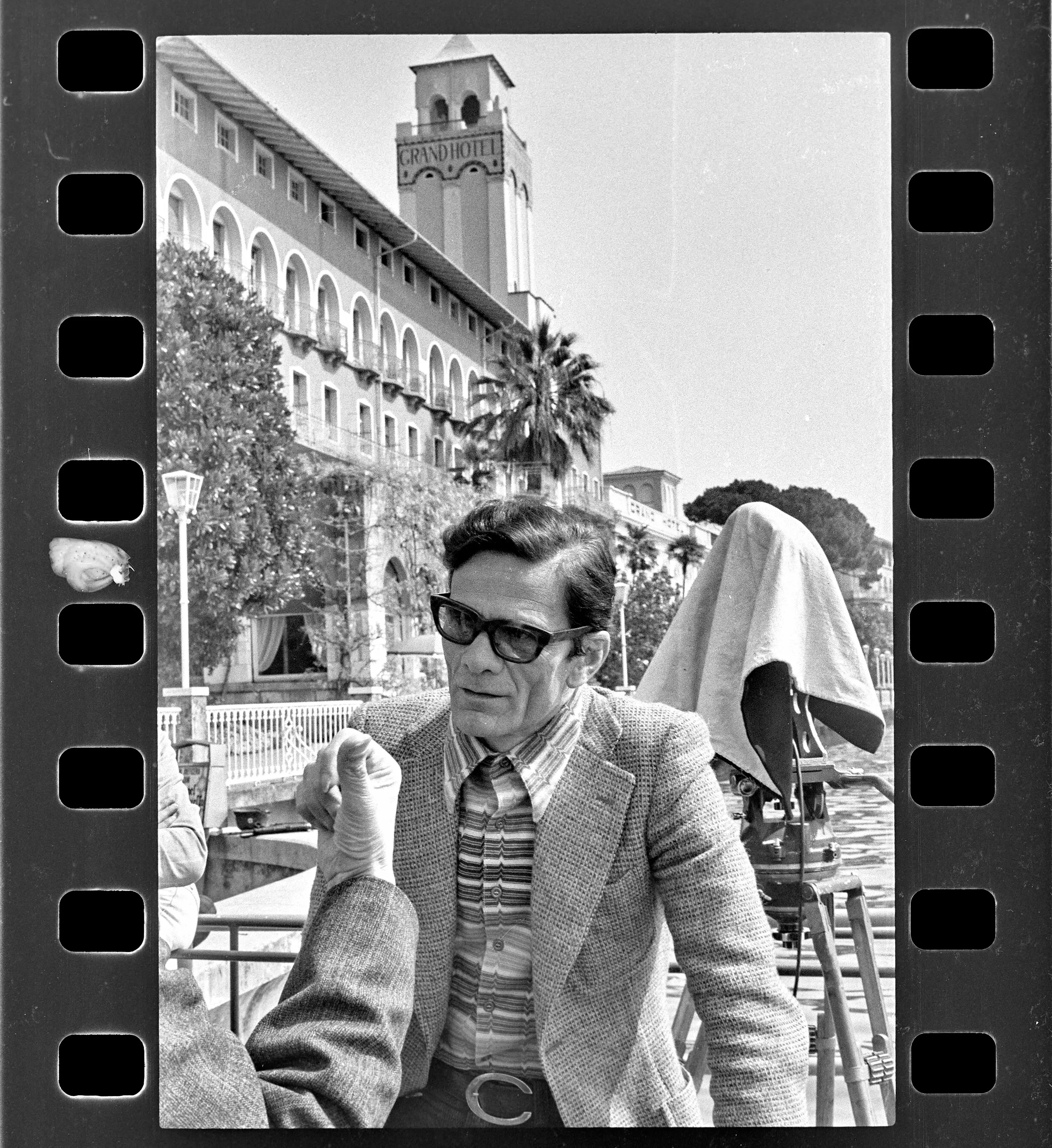 Pierpaolo Pasolini sul lago di Garda il 24 aprile 1975