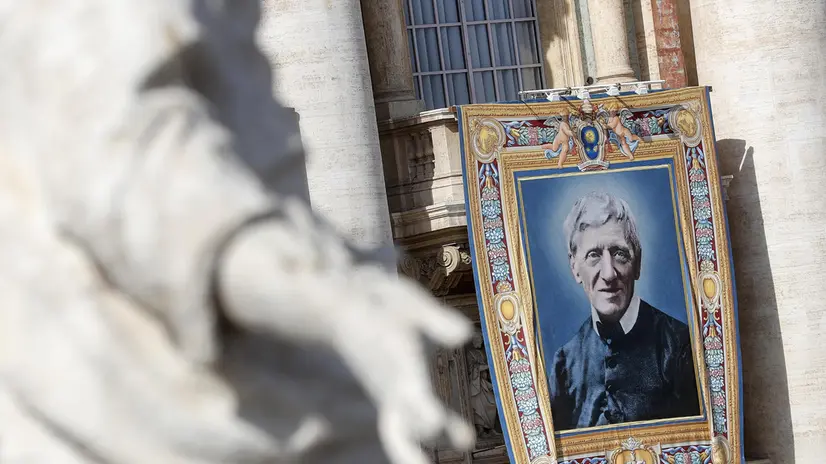 The tapestry of the new Saint Cardinal John Henry Newman during the canonization Mass of five new Saints in St. Peters Square at the Vatican, 13 October 2019. ANSA/RICCARDO ANTIMIANI