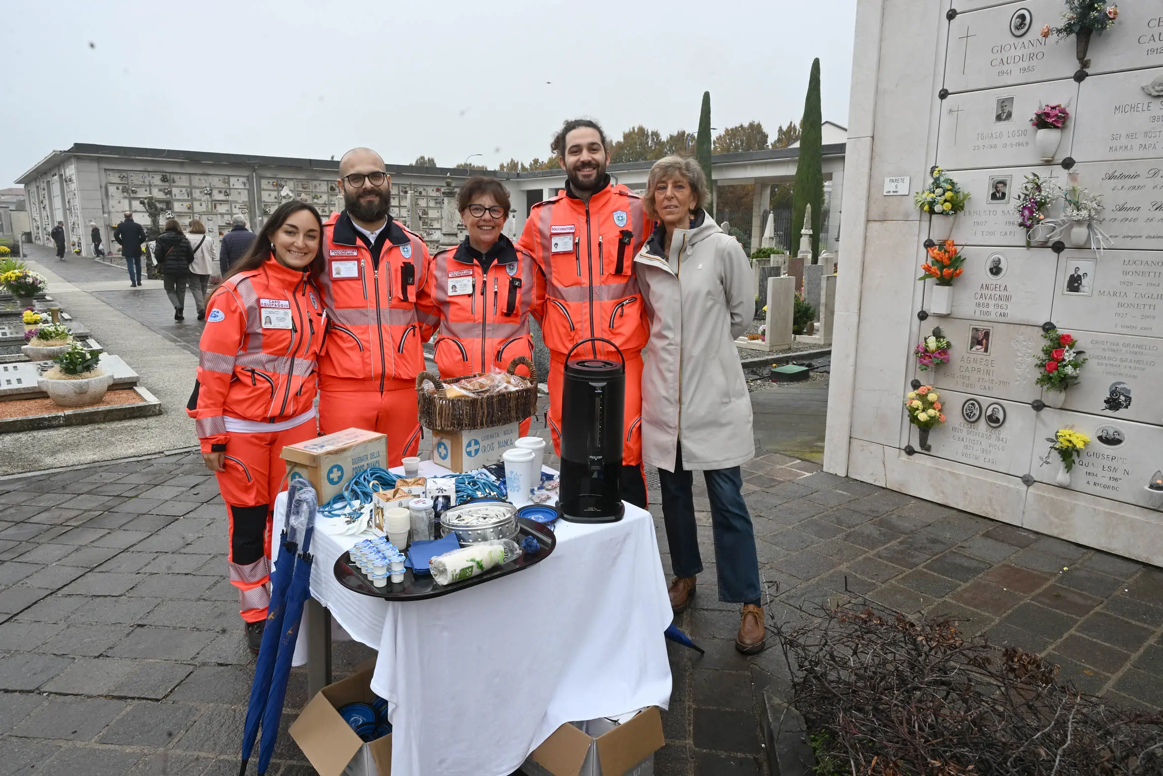 Croce Bianca, la presidente Salvadego porta il caffè ai volontari