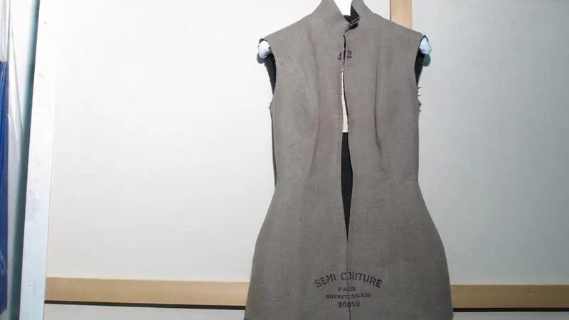 La semi couture jacket di Magiela del 1997