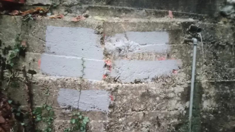 Dopo gli atti vandalici ripristinata la segnaletica sul Pizzocolo - © www.giornaledibrescia.it