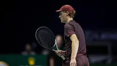 Jannik Sinner durante la finale del Masters 1000 di Parigi - Foto Ansa © www.giornaledibrescia.it