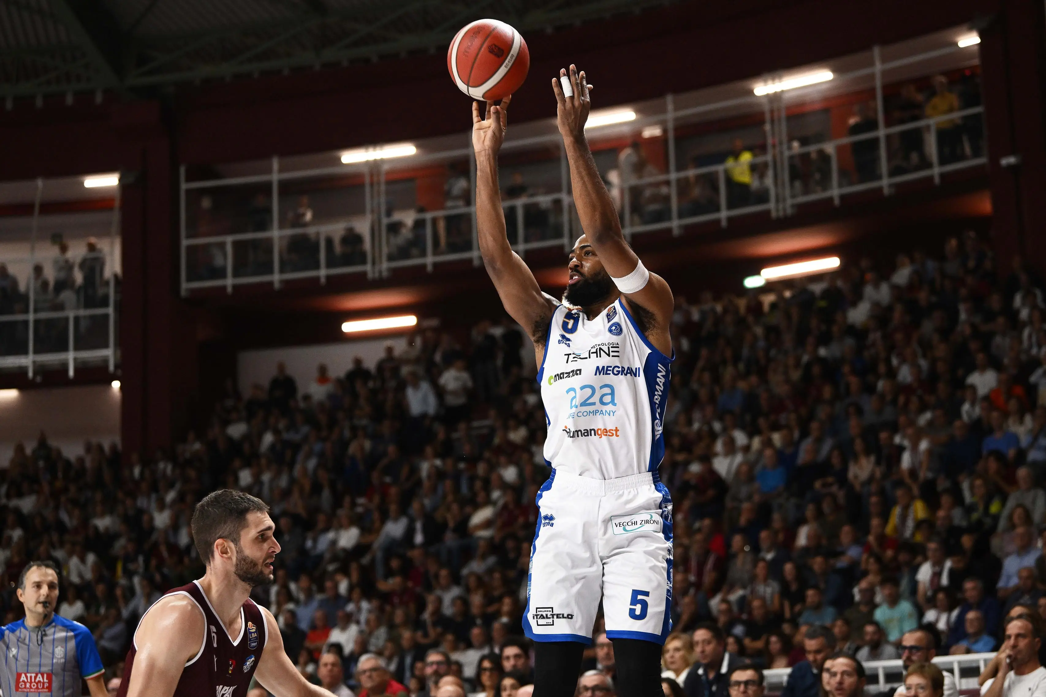 Basket serie A: gli scatti di Trapani-Germani Brescia