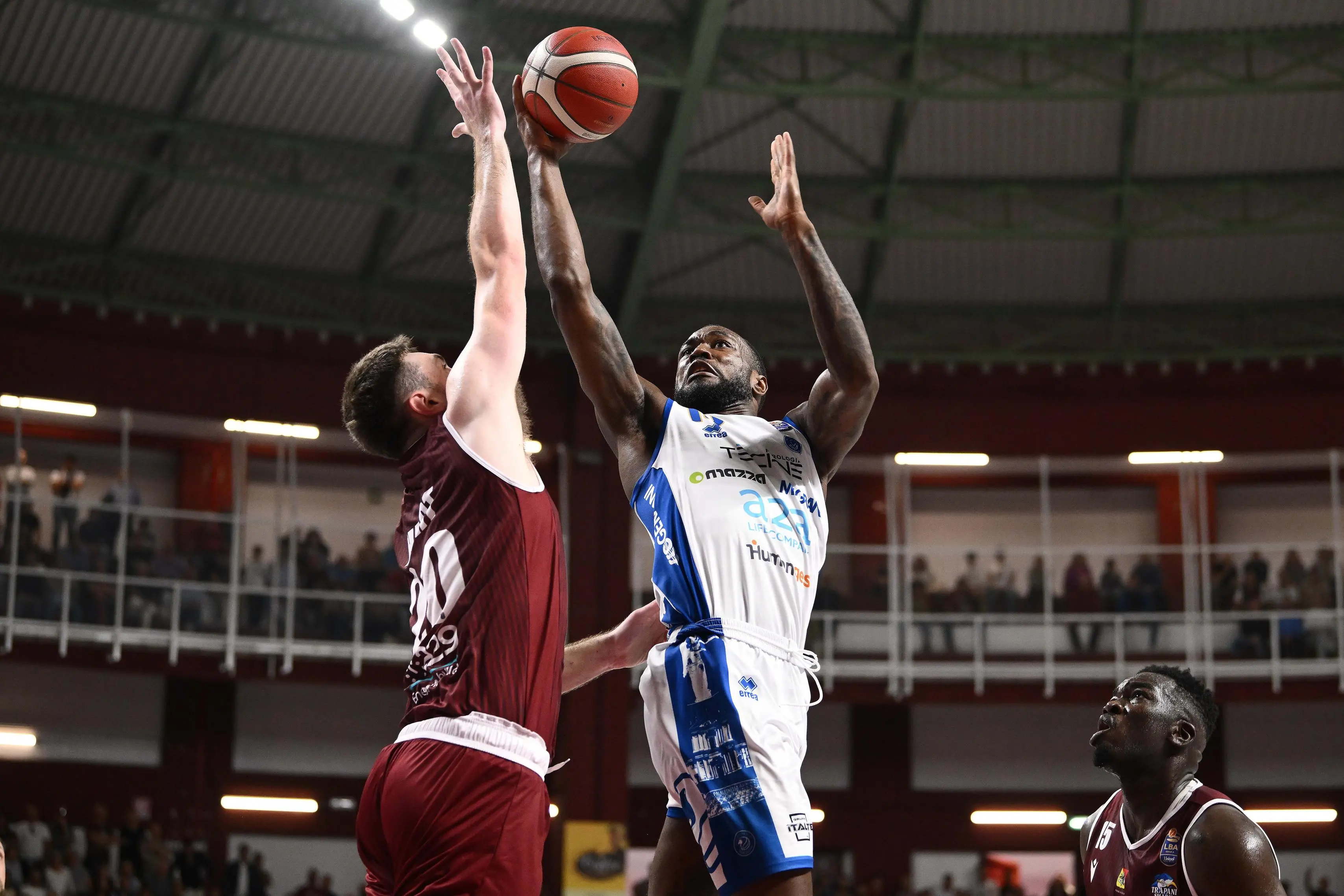 Basket serie A: gli scatti di Trapani-Germani Brescia