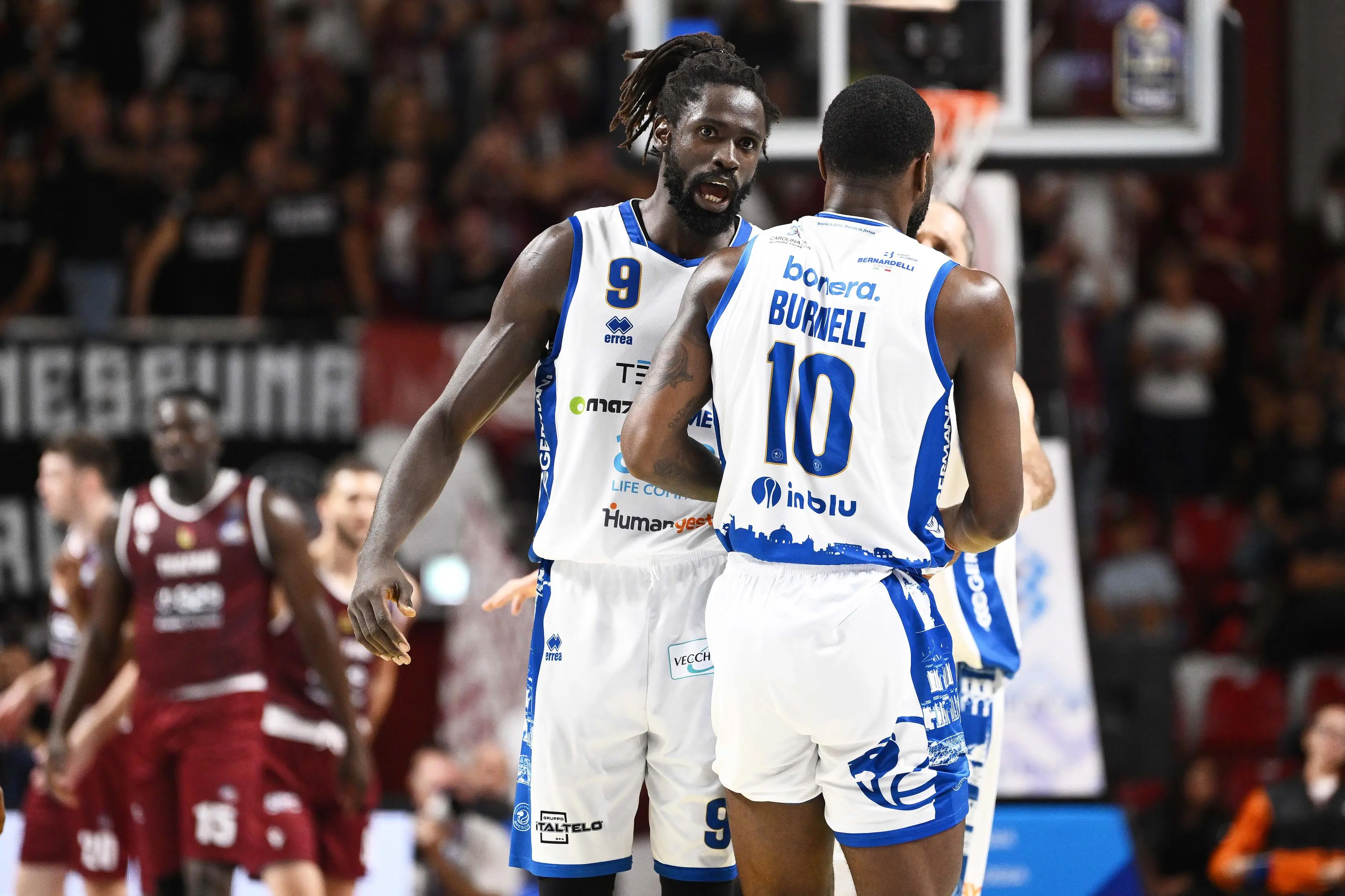 Basket serie A: gli scatti di Trapani-Germani Brescia