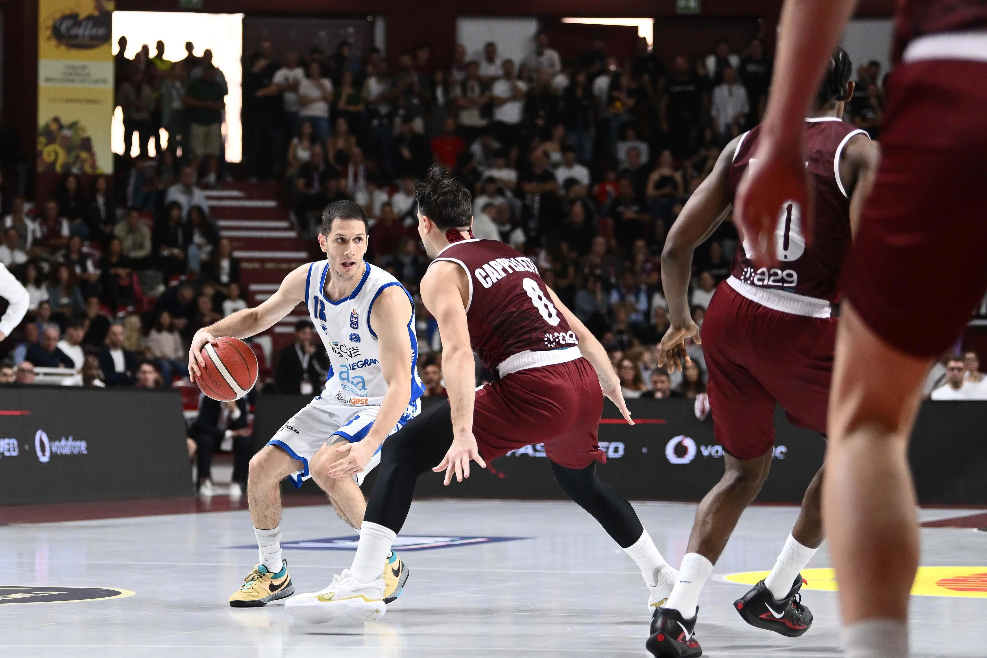 Basket serie A: gli scatti di Trapani-Germani Brescia