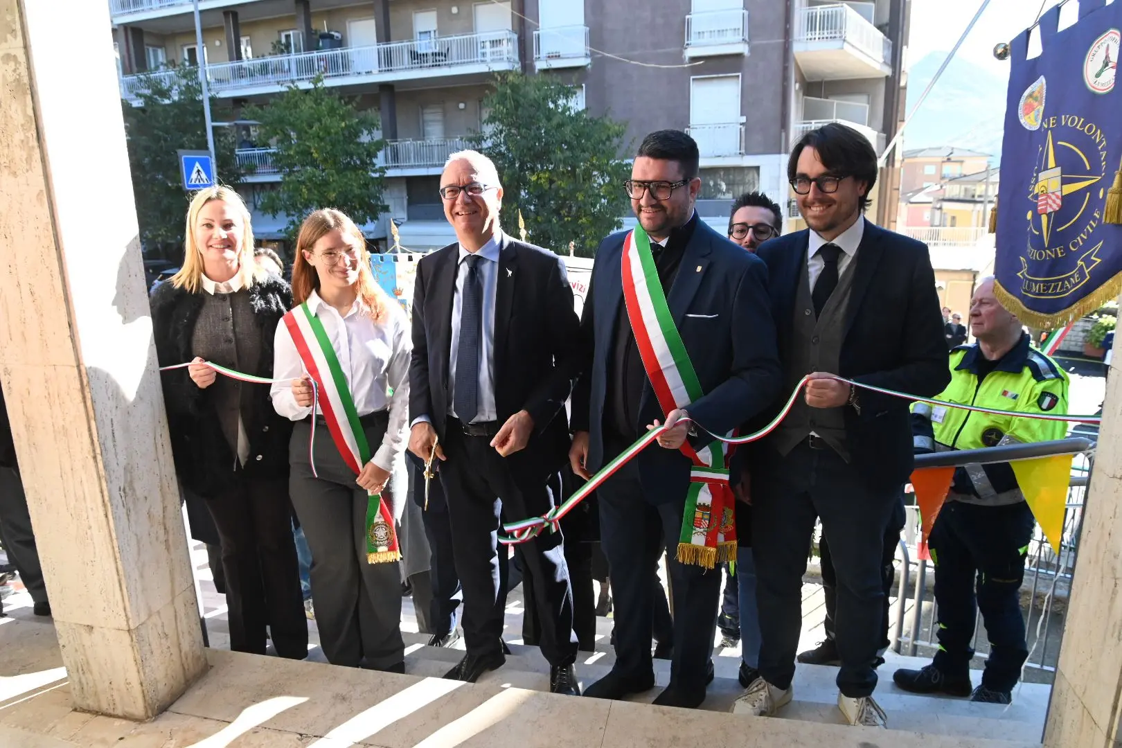 Il ministro Valditara inaugura quattro scuole a Sarezzo, Lumezzane e Desenzano