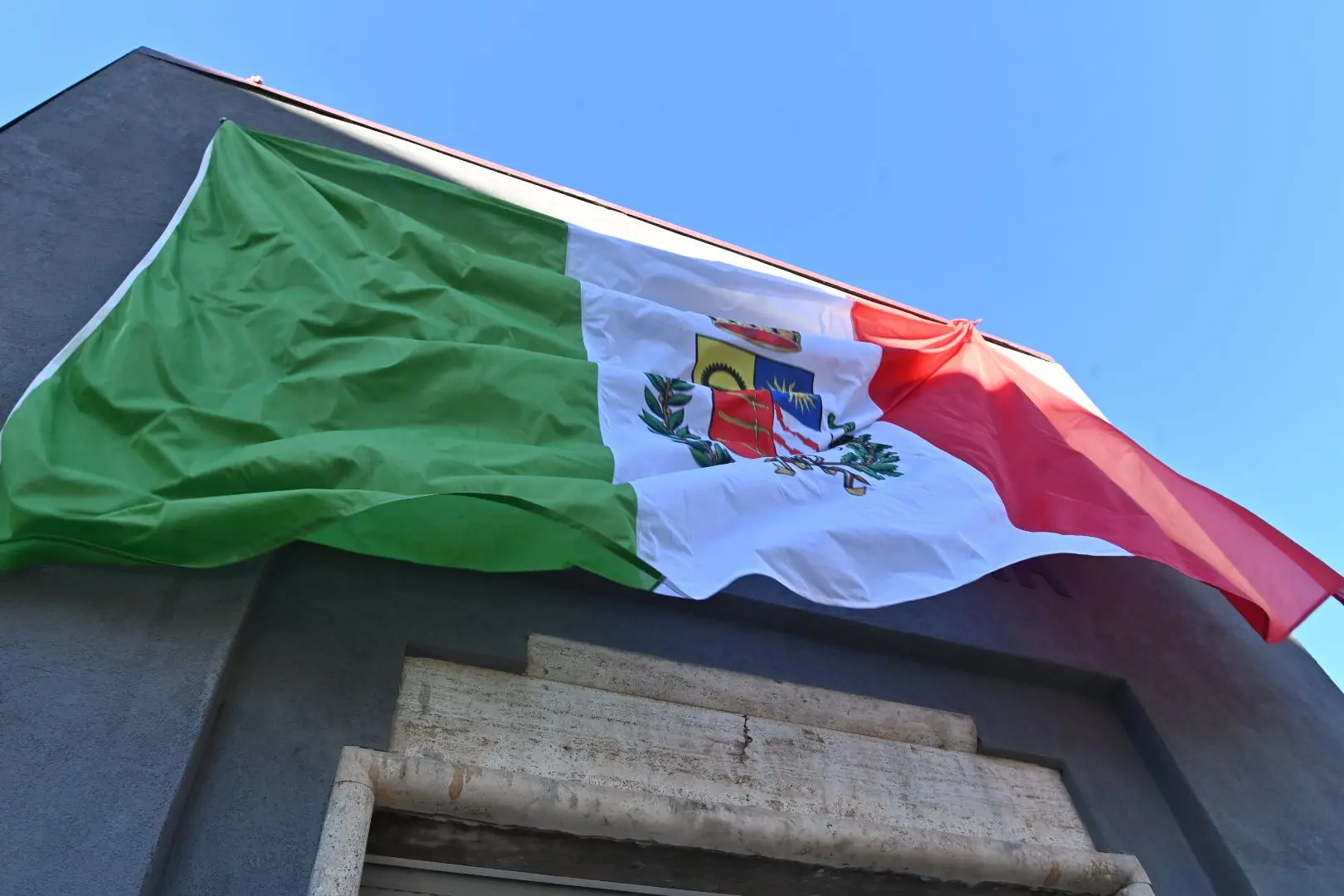 Il ministro Valditara inaugura quattro scuole a Sarezzo, Lumezzane e Desenzano