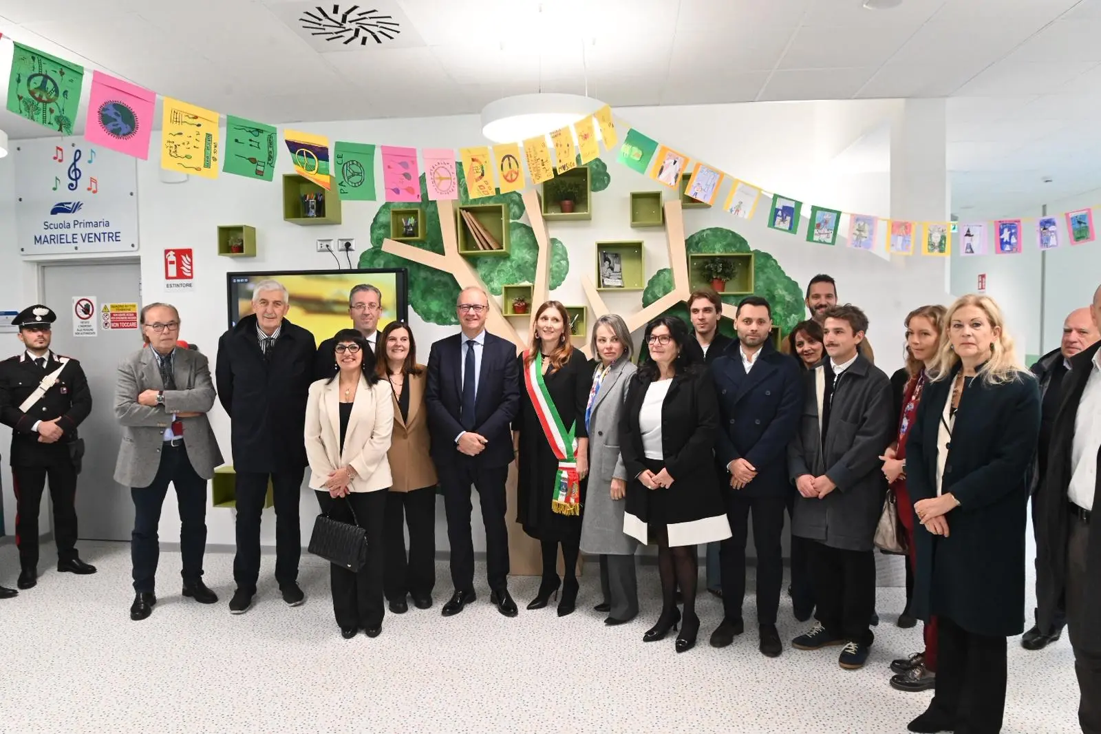 Il ministro Valditara inaugura quattro scuole a Sarezzo, Lumezzane