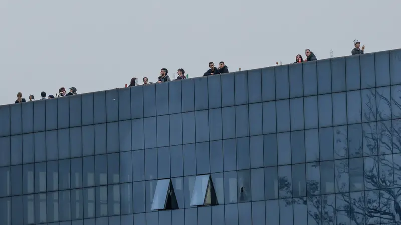 Il rave party allo stabilimento abbandonato ex Bugatti a Campogalliano in provincia di Modena. Modena, 1 Novembre 2025. ANSA /ELISABETTA BARACCHI