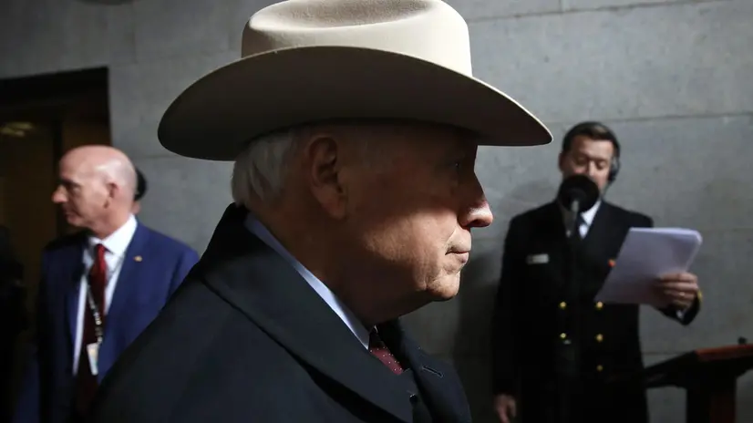 epa05735053 Former Vice President Dick Cheney arrives on the West Front of the US Capitol for the inauguration ceremony of Donald J. Trump taking the oath of office to be sworn in as the 45th President of the United States in Washington, DC, USA, 20 January 2017. Trump won the 08 November 2016 election to become the next US President. EPA/WIN MCNAMEE / POOL