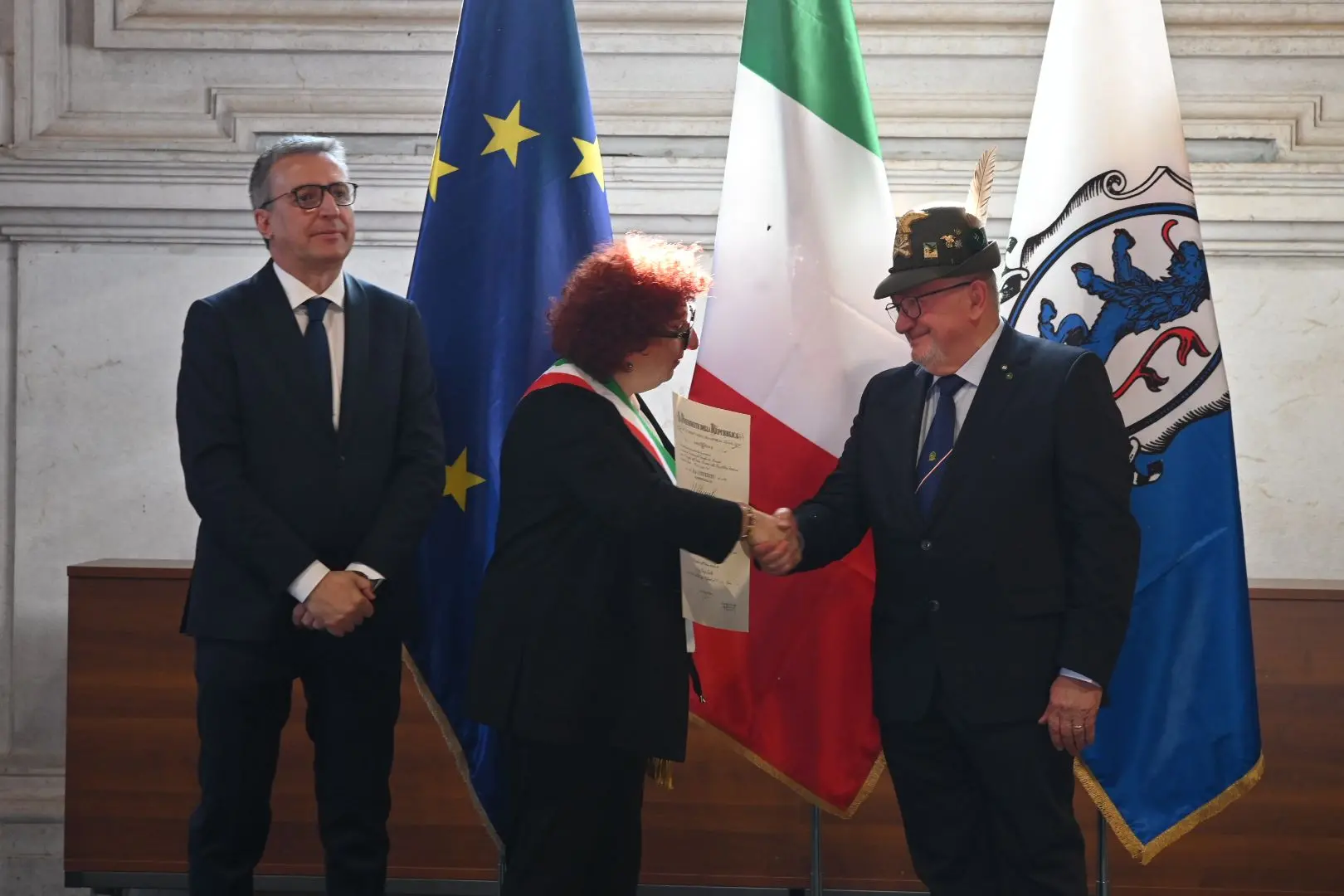 4 novembre, la consegna delle onorificenze al merito