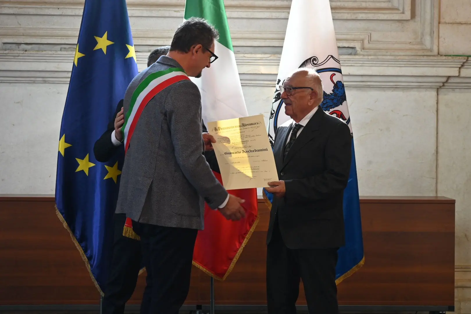 4 novembre, la consegna delle onorificenze al merito