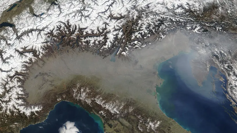 La pianura padana resta una delle zone più inquinate d'Europa © www.giornaledibrescia.it