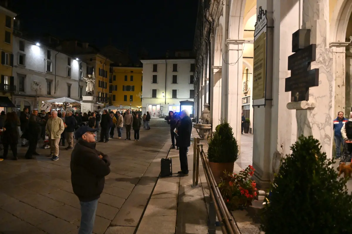 Il presidio dell'Assemblea permanente antifascista