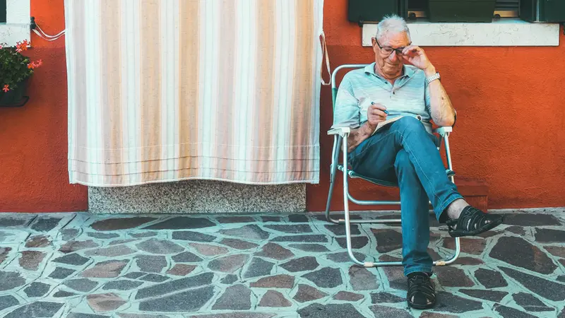 Aumenterà nei prossimi anni il numero di anziani, spesso soli