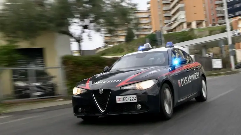 auto carabinieri