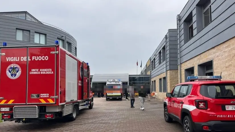 Spruzzi di spray al peperoncino a scuola, alcuni intossicati