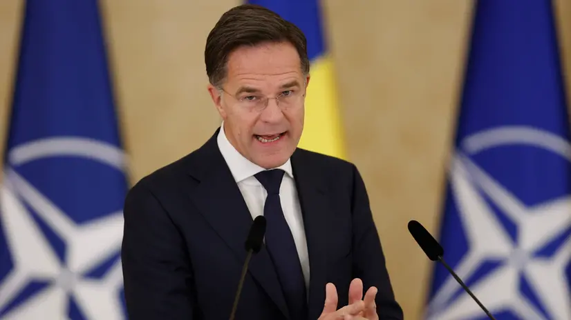 epa12505105 NATO Secretary General Mark Rutte and Romania's President Nicusor Dan (not pictured)) attend a press conference following their meeting at the Cotroceni Presidential Palace in Bucharest, Romania, 05 November 2025. Rutte is on a two-day official visit to Romania to meet with senior officials and participate in the NATO-Industry Forum on 06 November, where he will speak about the importance of increased defense production. EPA/ROBERT GHEMENT