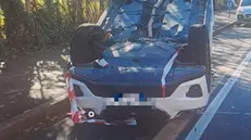 L'auto ribaltata in via Volta