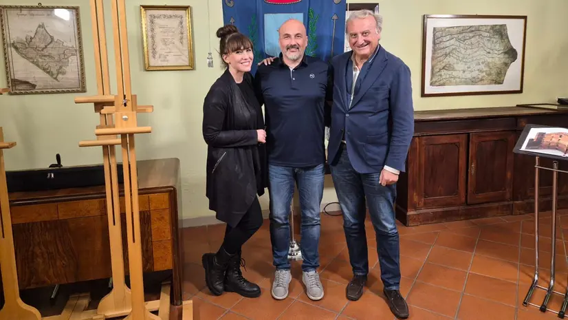 Elisabetta Del Medico e Marco Recalcati col sindaco Pellini - © www.giornaledibrescia.it