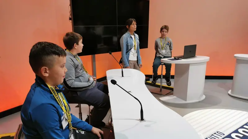 La quinta A della scuola primaria di Lograto in visita al GdB