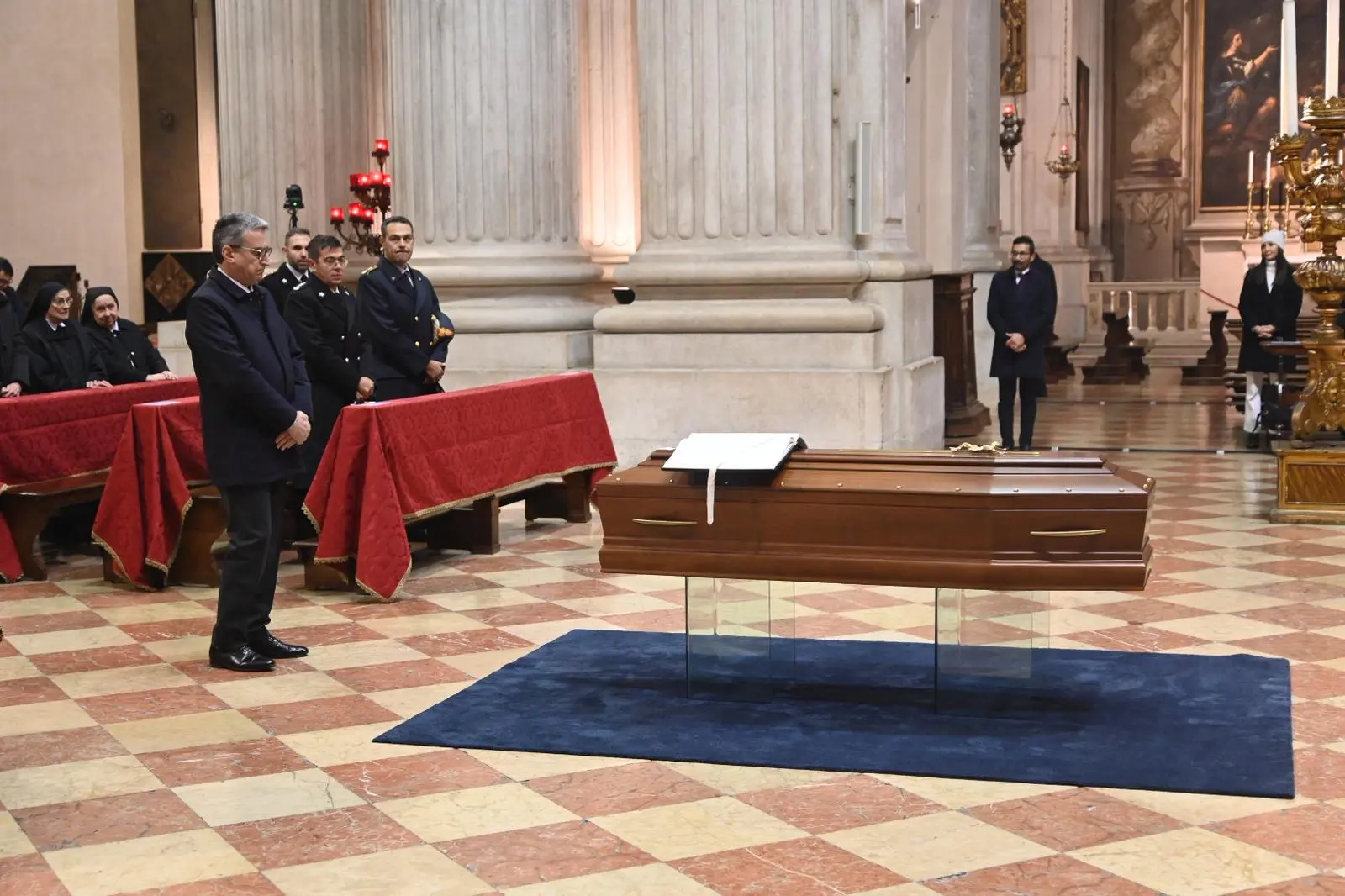 La Messa in suffragio di mons. Giulio Sanguineti