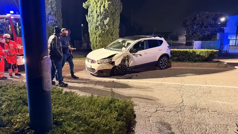 L'altra vettura coinvolta nell'incidente - © www.giornaledibrescia.it