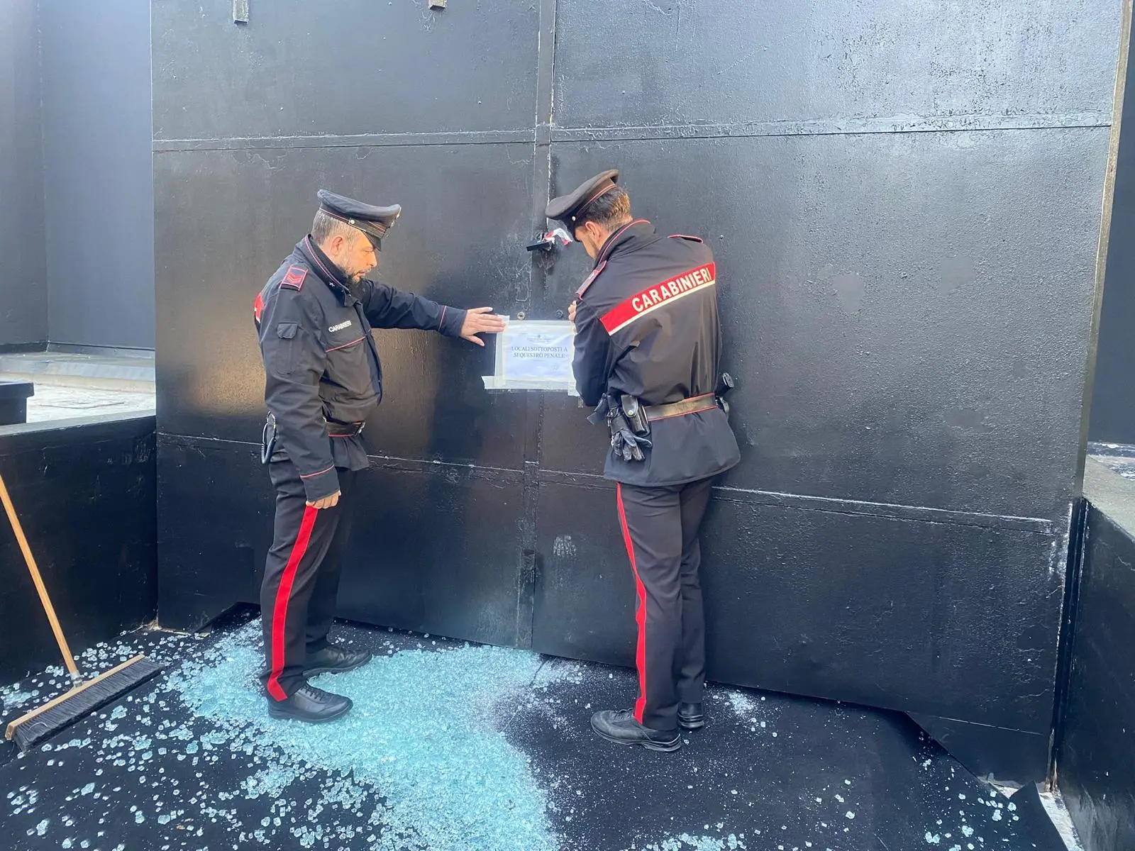 I colpi di pistola alla discoteca Just Me di Lonato