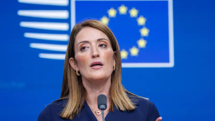 epa12475089 European Parliament President Roberta Metsola speaks during a press conference during the European Council meeting Summit in Brussels, Belgium, 23 October 2025. EU leaders convene in Brussels to discuss the situation Ukraine, European defence, developments in the Middle East, competitiveness, housing and migration. EPA/OLIVIER MATTHYS