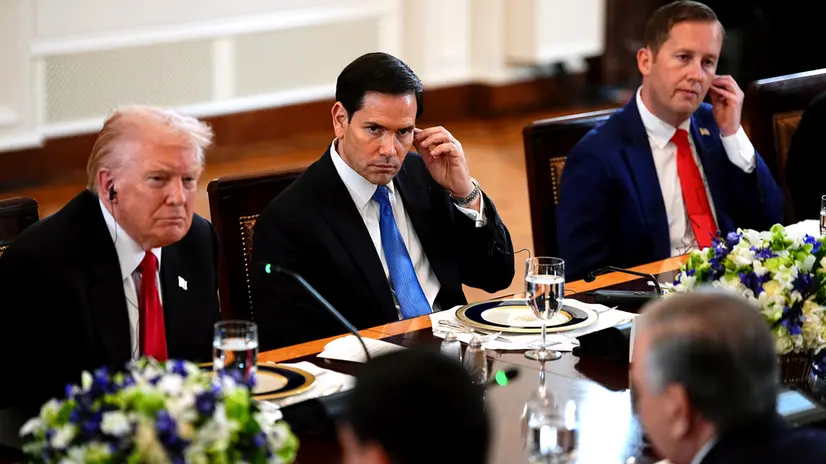 epa12509646 US President Donald Trump (L), Marco Rubio (C), US secretary of state, and Sergio Gor (R), director of the White House presidential personnel office, attend a dinner in the East Room of the White House in Washington, DC, USA, 06 November 2025. US President Donald Trump is hosting a summit with five Central Asian countries as the US steps up its competition for influence in the vast, energy- and mineral-rich region, where China and Russia have long held sway. EPA/Aaron Schwartz / POOL