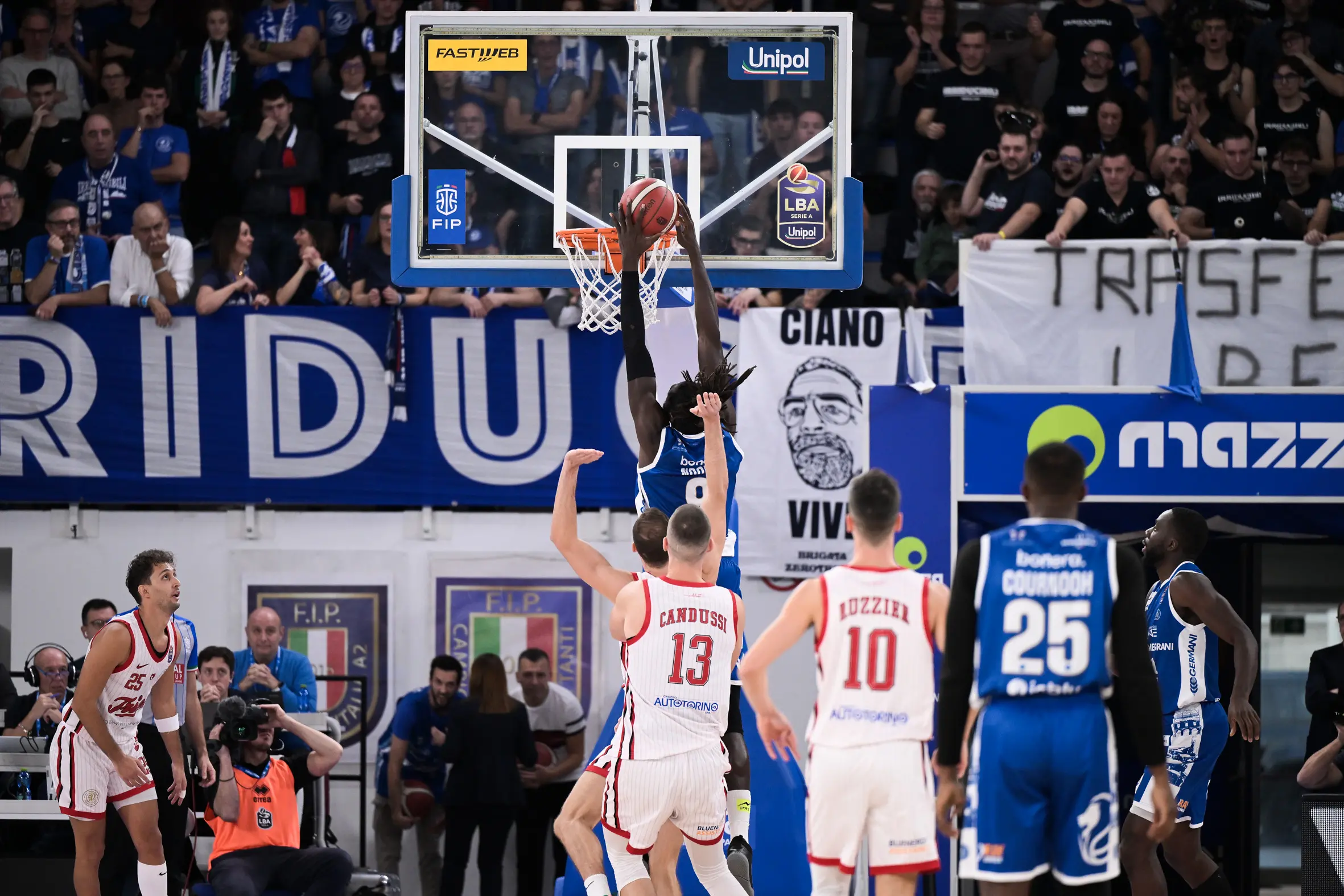 Basket, gli scatti di Germani-Trieste