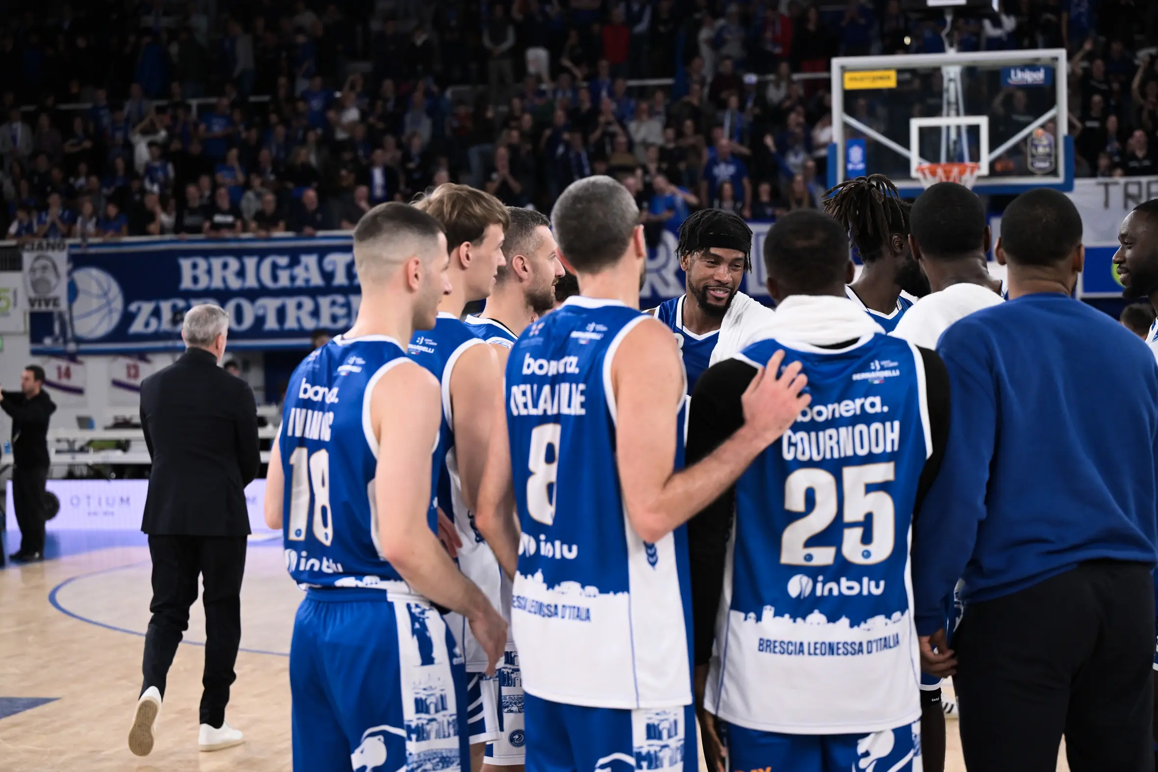 Basket, gli scatti di Germani-Trieste
