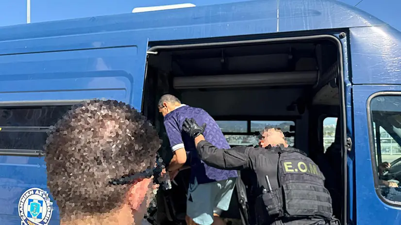 Kaufmann in partenza dalla Grecia