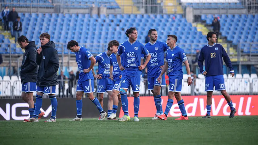 La delusione dopo il ko con l'Alcione - Foto New Reporter Nicoli © www.giornaledibrescia.it