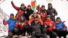 La squadra nepalese che conquistò il K2 nel 2021 - © www.giornaledibrescia.it