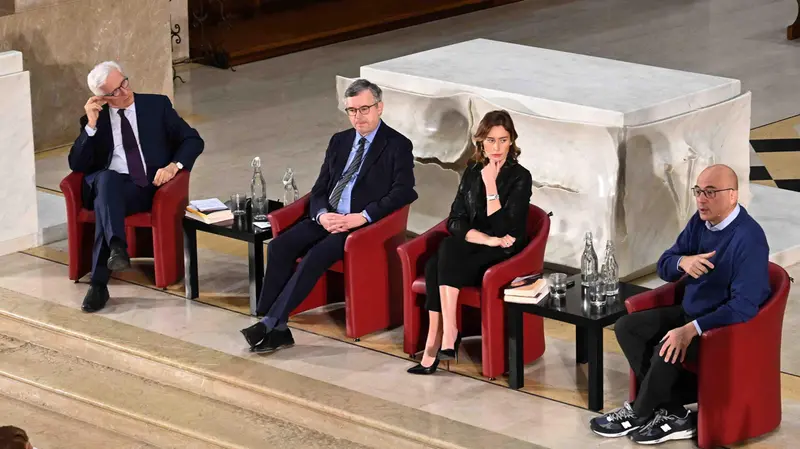 Barbero e Cazzullo, con Corsini e Boschi, nel 2022 per l'incontro su Dante - © www.giornaledibrescia.it