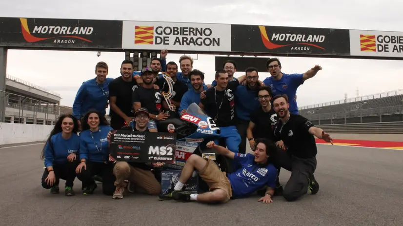 Il team bresciano sul circuito d'Aragona - © www.giornaledibrescia.it