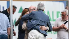 Il presidente dell'Ospitaletto Taini e quello dell'Union Brescia Pasini - Foto New Reporter © www.giornaledibrescia.it