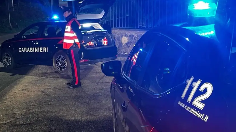 Tre arresti per l'omicidio di Stefano Cena, il giostraio di Capena, centro in provincia di Roma, aggredito il 5 ottobre e deceduto il 14. I Carabinieri della Compagnia di Monterotondo hanno dato esecuzione all'ordinanza di custodia cautelare in carcere emessa dal gip nei confronti di due 19enni ed un 24enne italiani, accusati di omicidio volontario aggravato, 5 novembre 2025. UFFICIO STAMPA CARABINIERI +++FOTO DIFFUSA DALL'UFFICIO STAMPA - USARE SOLO PER ILLUSTRARE OGGI LA NOTIZIA INDICATA NEL TITOLO - NON ARCHIVIARE - NON VENDERE - NON USARE PER FINI NON GIORNALISTICI - NPK+++