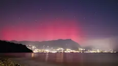 L'aurora boreale vista da San Felice del Benaco - Foto Emma Pezzi